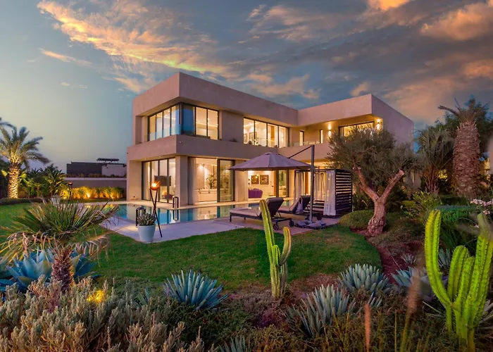 Villa De Luxe A Marrakech, Piscine Jacuzzi, Vue Golf A Amelkis